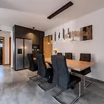 Family-friendly With Swimming Pool - Kozjak, - 22971 Apartman