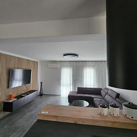 Family-friendly With Swimming Pool - Kozjak, - 22971 * Vir