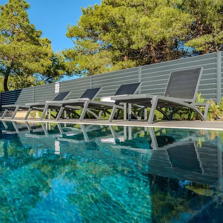 Family-friendly With Swimming Pool - Kozjak, - 22971 * Vir