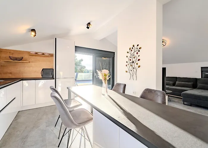 Family-friendly With Swimming Pool - Kozjak, - 22971 * Вир