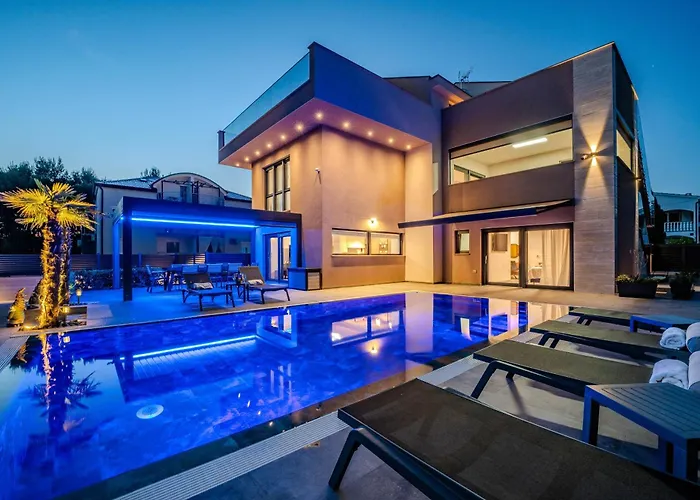 Family-friendly With Swimming Pool - Kozjak, - 22971 Апартаменты Вир