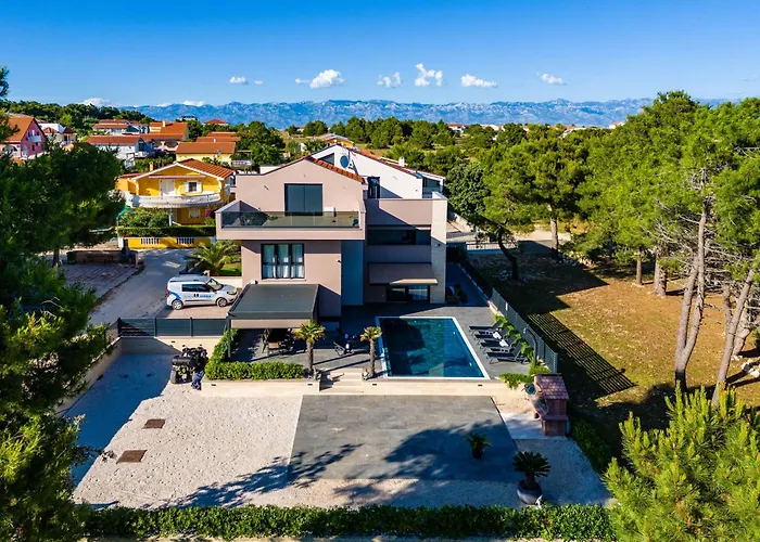 Апартаменты Family-friendly With Swimming Pool - Kozjak, - 22971 *