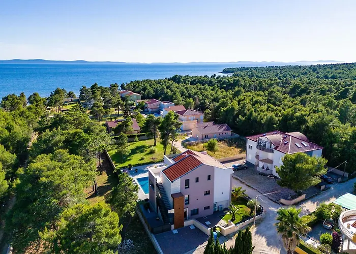 Family-friendly With Swimming Pool - Kozjak, - 22971 Вир