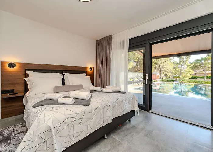 Family-friendly With Swimming Pool - Kozjak, - 22971 *